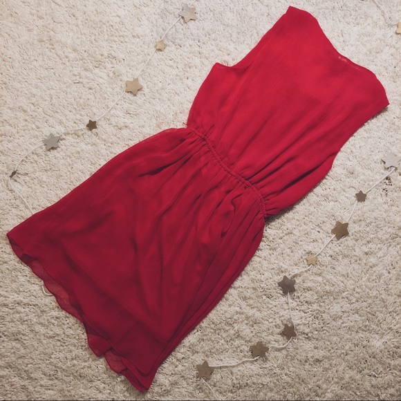 flowy red dress - Picture 3 of 4